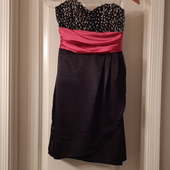 Mystic strapless mini dress